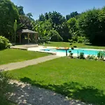 Frühstückspension Lassaubatju 3*