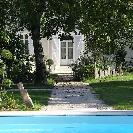 فندق مبيت وإفطار Lassaubatju