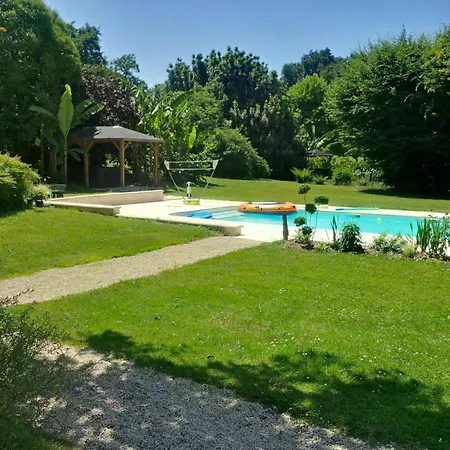 Bed and breakfast Lassaubatju 3*