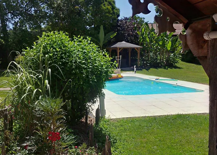 Bed and breakfast Lassaubatju 3*