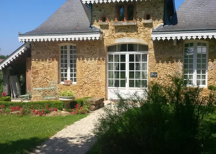 莱苏巴祝住宿加早餐旅馆 3* Hontanx