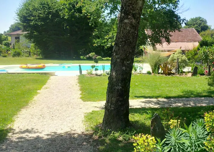 住宿加早餐酒店 莱苏巴祝住宿加早餐旅馆 3*