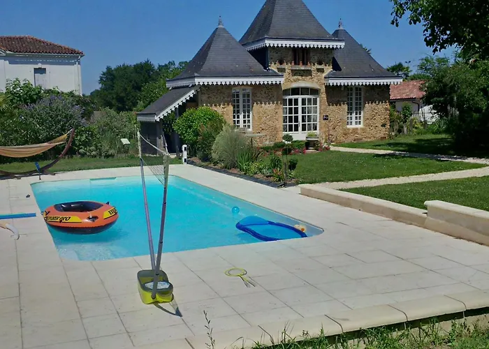 住宿加早餐酒店 莱苏巴祝住宿加早餐旅馆 Hontanx